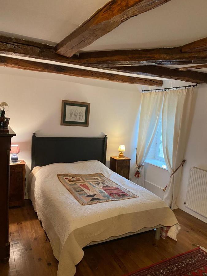 Le Pigeonnier De Saint-Loup Bed And Breakfast Ngoại thất bức ảnh