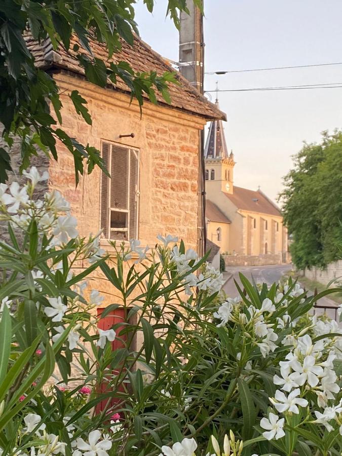 Le Pigeonnier De Saint-Loup Bed And Breakfast Ngoại thất bức ảnh