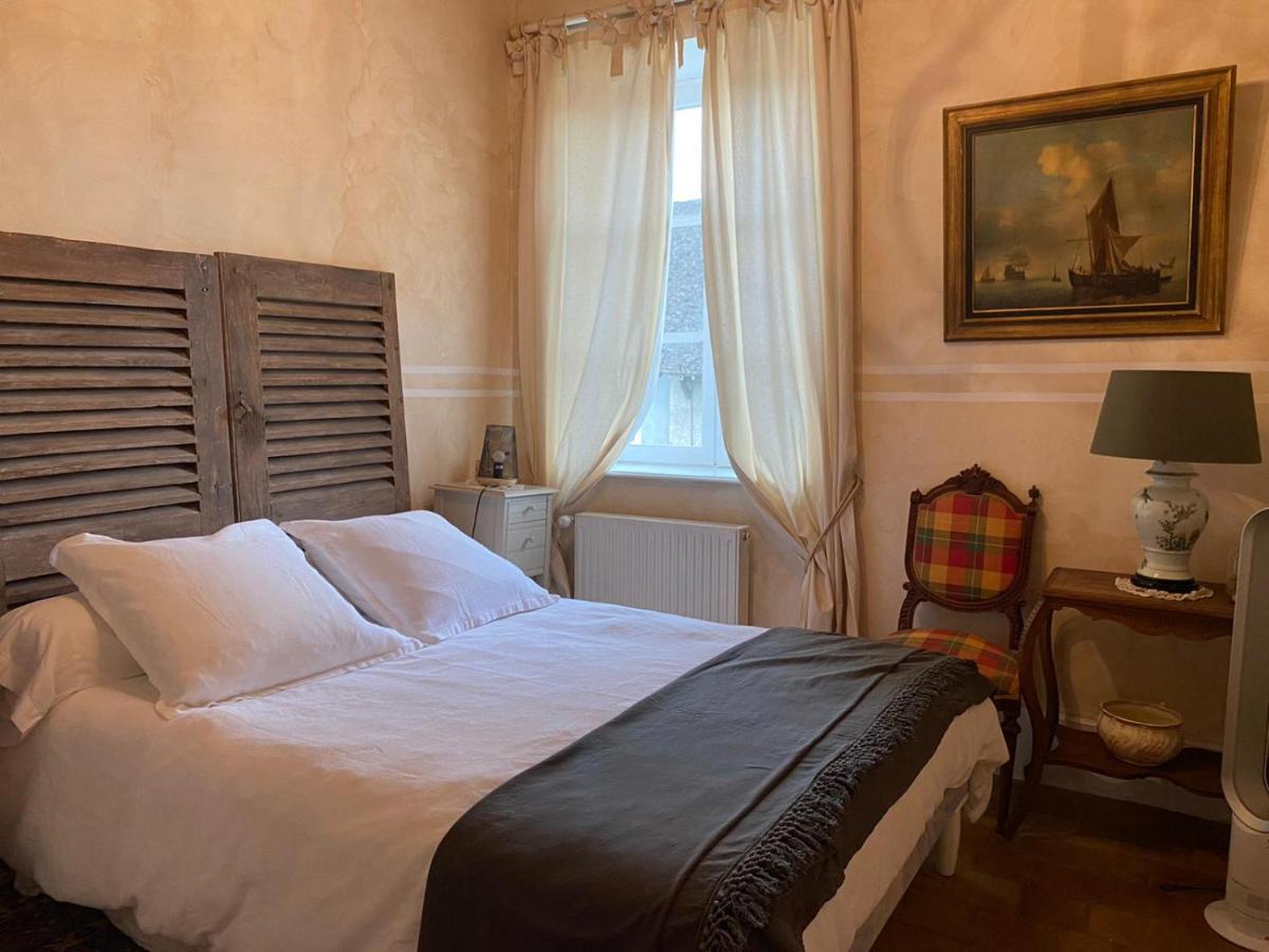 Le Pigeonnier De Saint-Loup Bed And Breakfast Ngoại thất bức ảnh