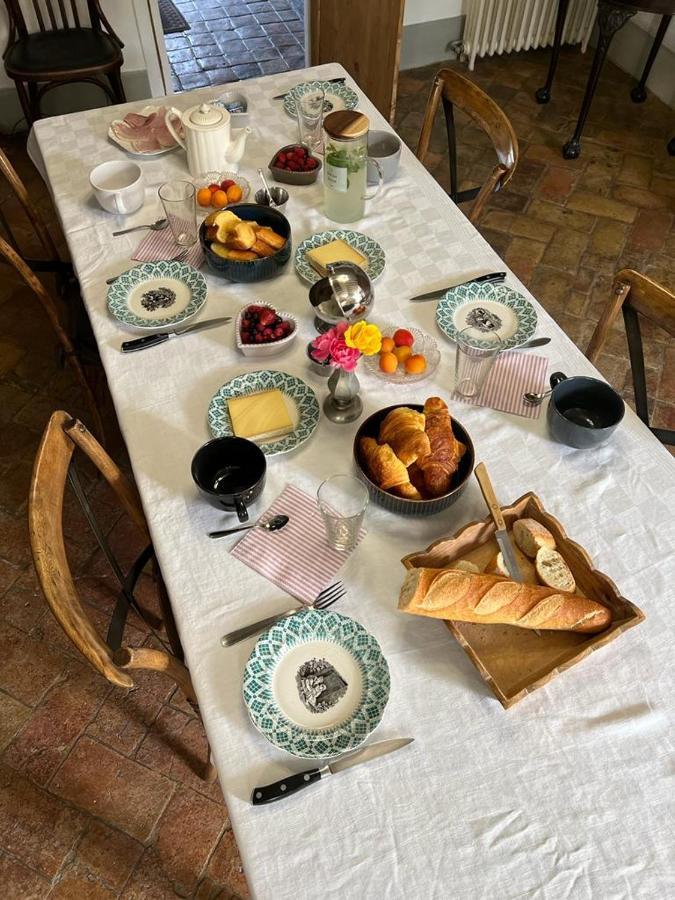 Le Pigeonnier De Saint-Loup Bed And Breakfast Ngoại thất bức ảnh